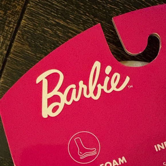 Barbie white and pink bow memory foam slippers - Picture 7 of 8